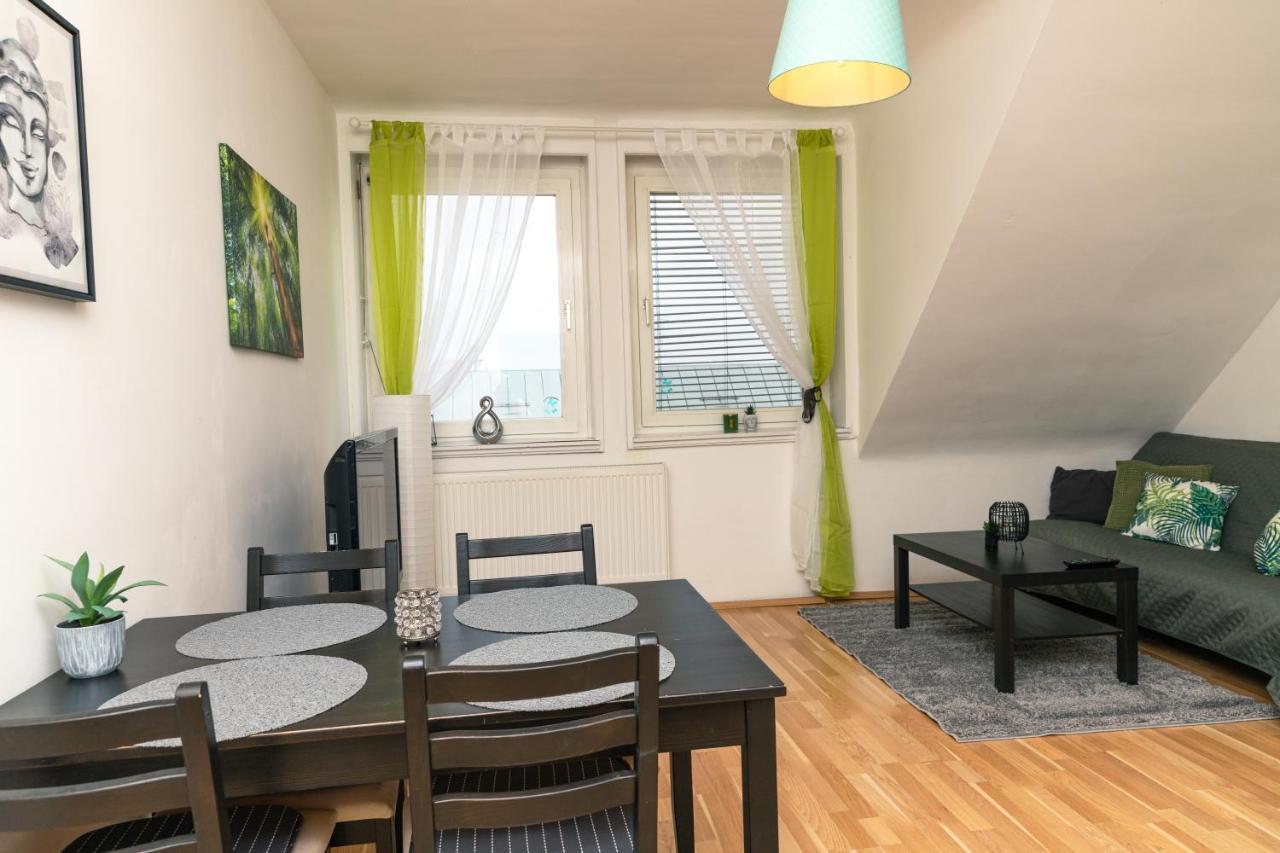 Milky Way Top Floor 2-Bedroom Apartment Air Condition Wien Exterior foto