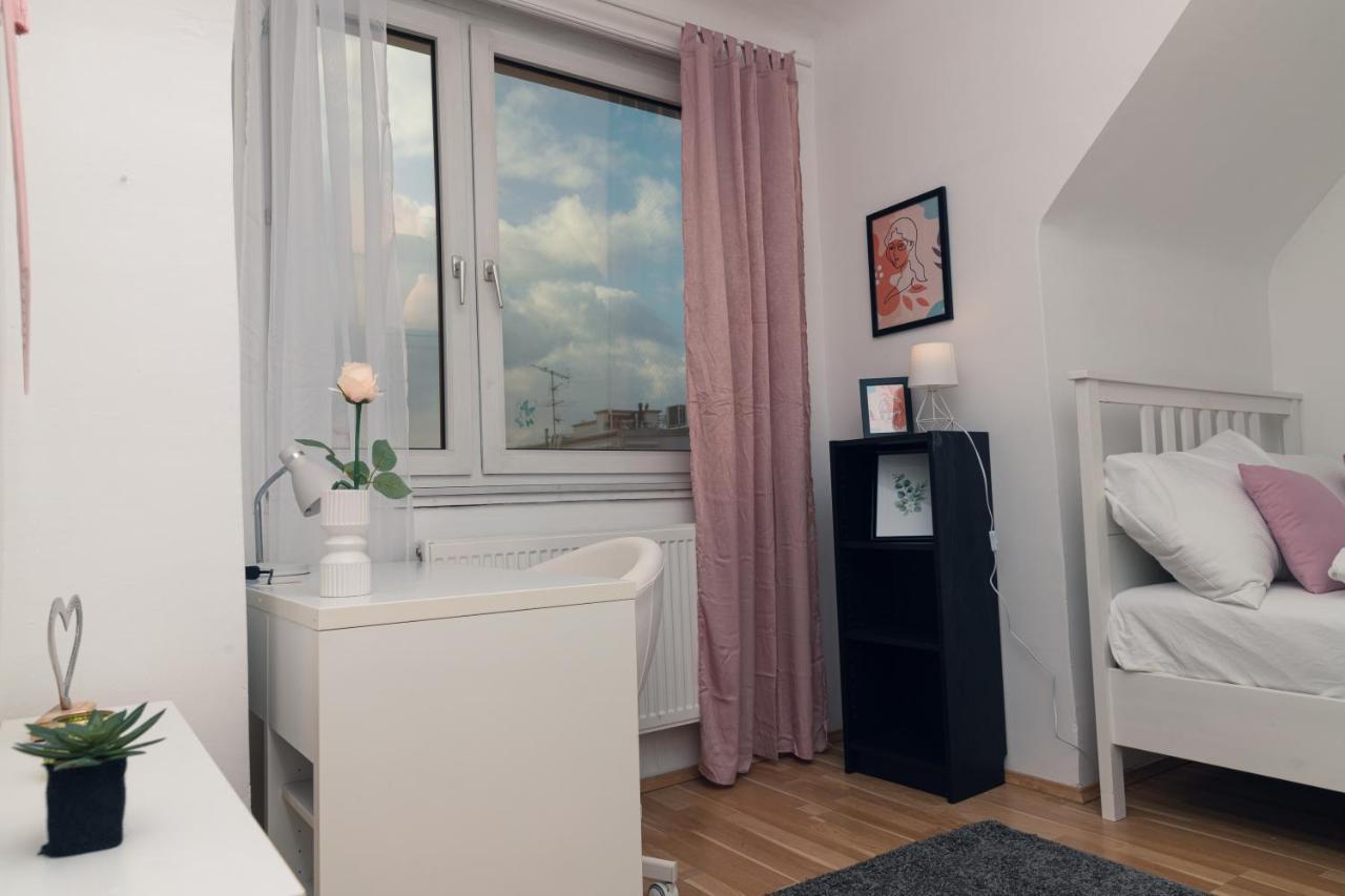 Milky Way Top Floor 2-Bedroom Apartment Air Condition Wien Exterior foto
